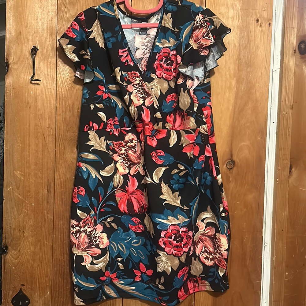 Floral dress⭐️